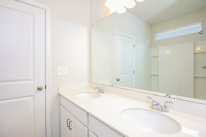 Building Photo - 351 Augustine Dr