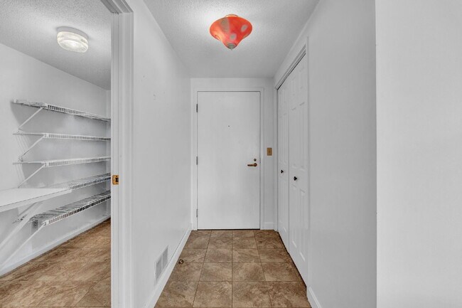 Building Photo - Luxury Condo for Rent – Franklin Place, Bangor