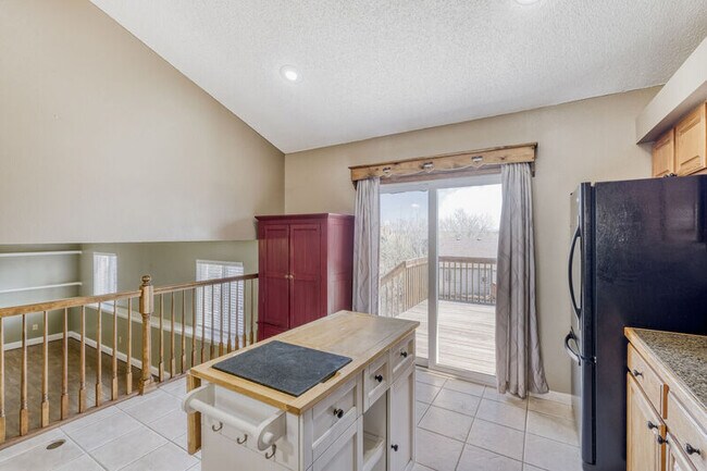 Building Photo - 6185 Wheatgrass Dr