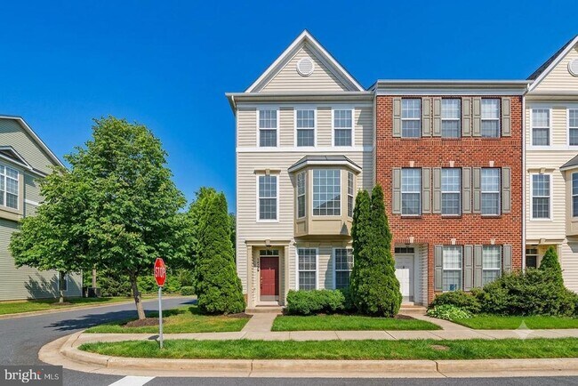 Building Photo - 1056 Pipistrelle Ct