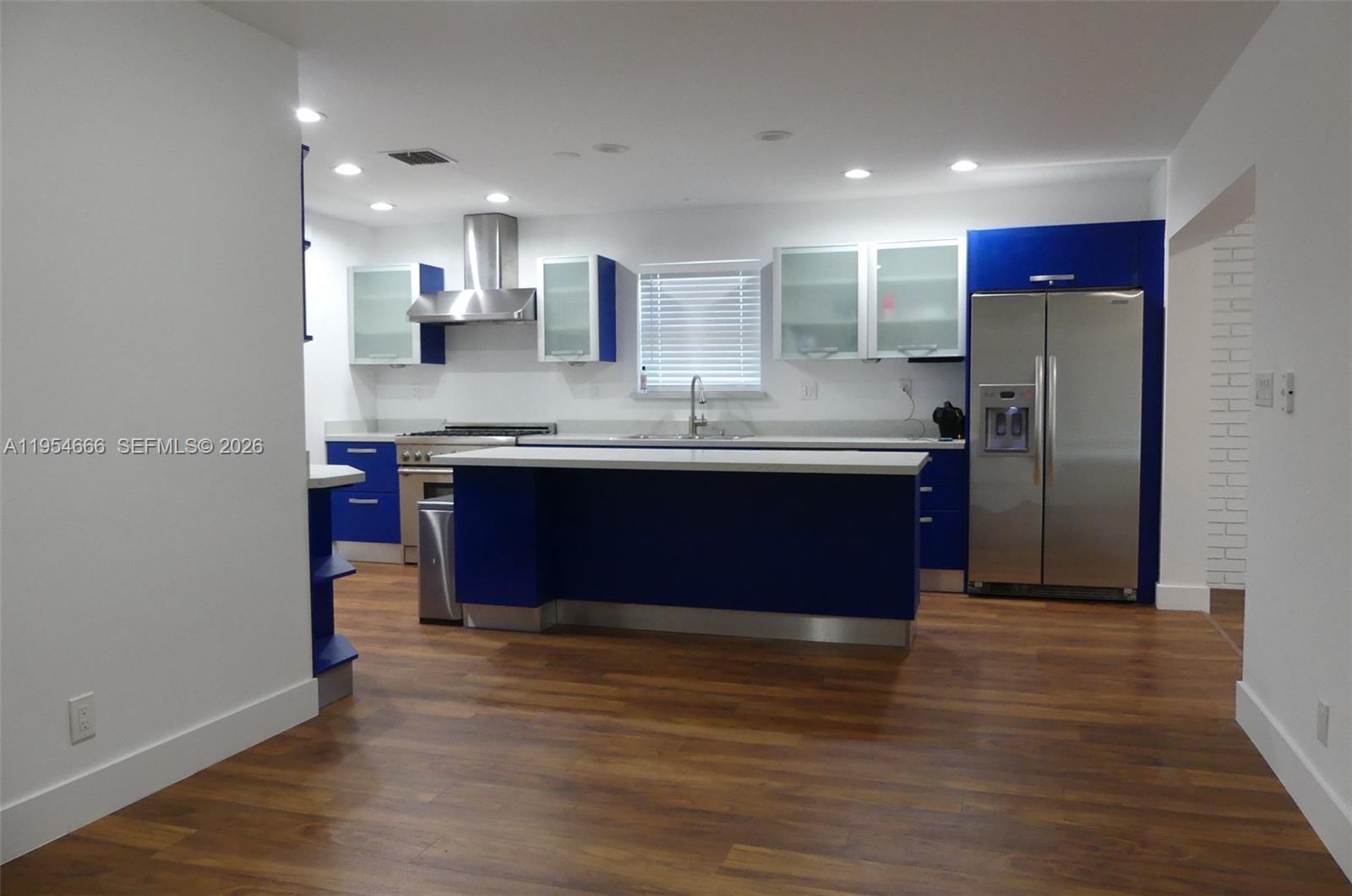 Building Photo - 1245 Coral Ln