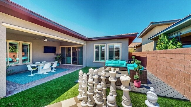 Building Photo - 6714 Desert Crimson St