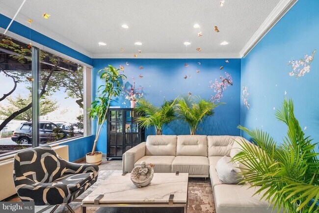 Building Photo - 5340 Holmes Run Pkwy