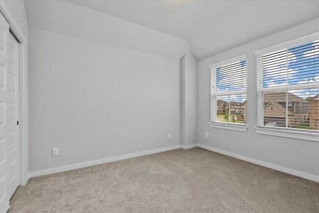 Building Photo - 15815 Eastern Meadowlark Wy