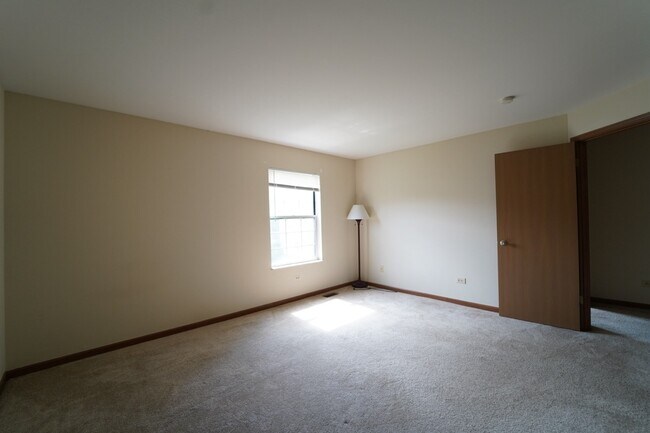 Building Photo - 131 Kristin Cir