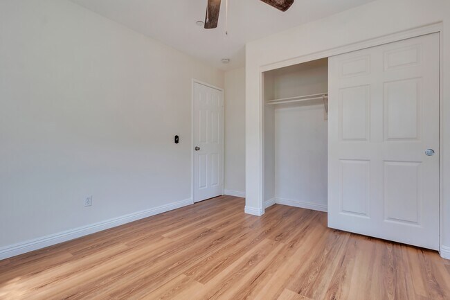 Building Photo - 8798 Nozay Ln