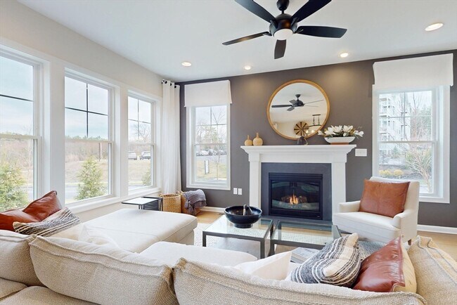 Building Photo - 129 Cold Brk Dr