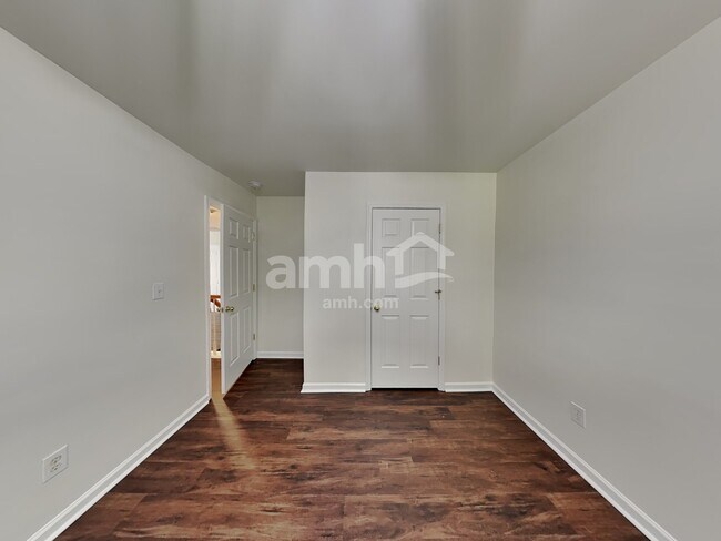 Building Photo - 157 Autry Avenue