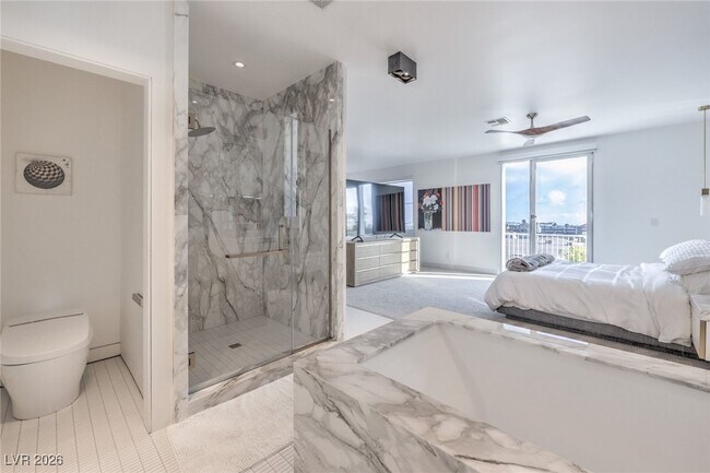 Building Photo - 952 Coatbridge St