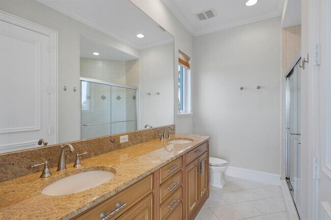 Building Photo - 501 Golden Harbour Dr