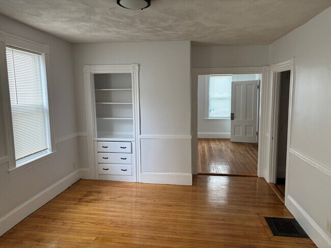 Building Photo - 43-45 Crescent St. Wakefield, MA (Offboarding)