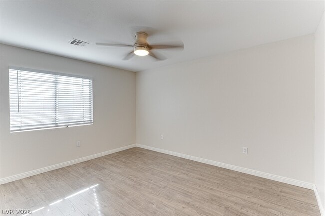 Building Photo - 860 Viento Del Montagna Ave