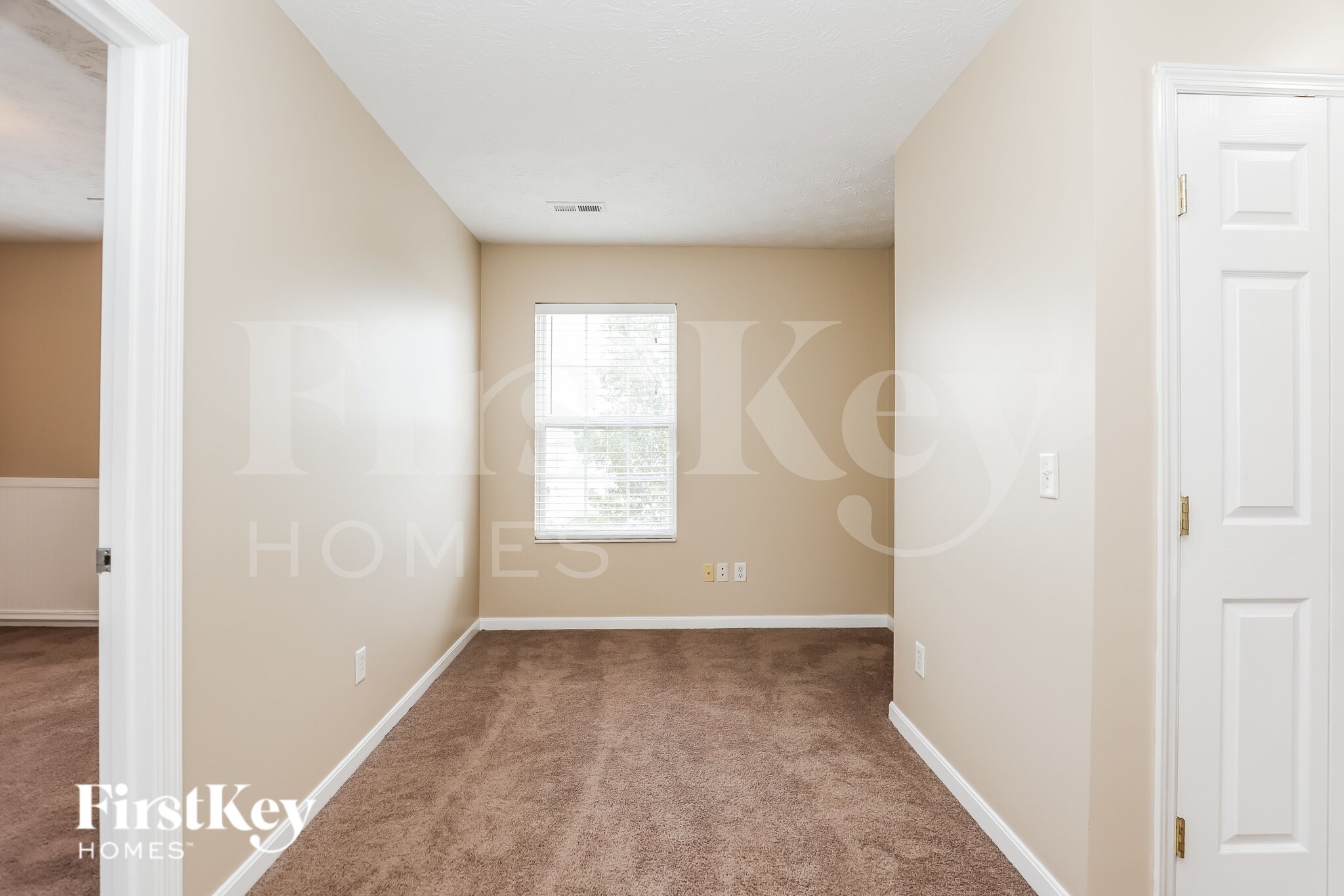 Building Photo - 100 Teil Tree Ct