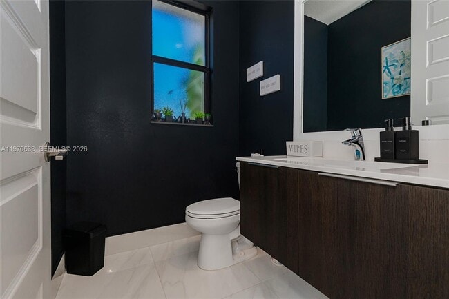 Building Photo - 7902 NW 105th Ct