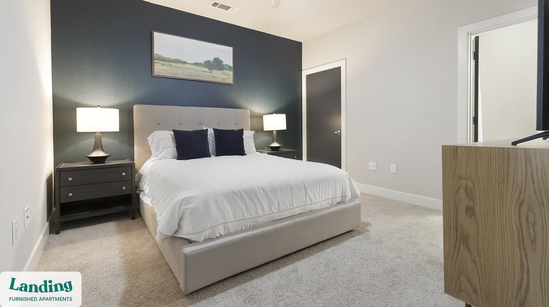 Building Photo - 1415 N Main Ave