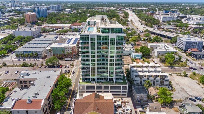 Building Photo - 777 3rd Ave N