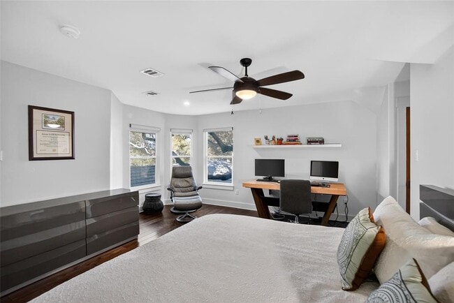 Building Photo - 3627 Stoneridge Rd