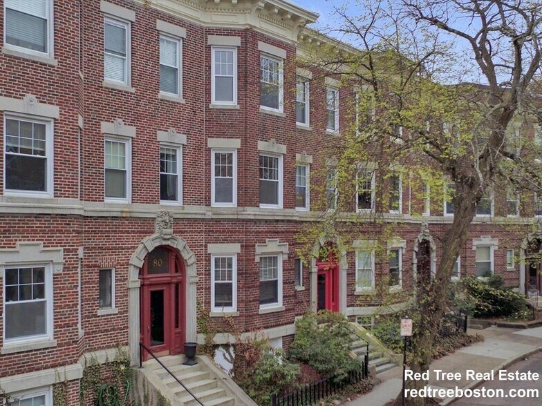 Building Photo - 80 Browne St