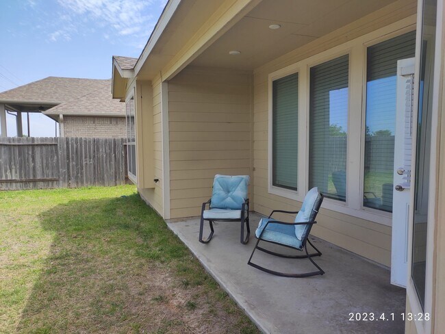 Building Photo - 24210 Ivory Sunset Ln