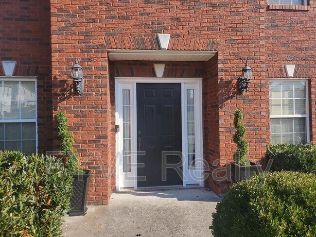 Building Photo - 2426 Middlebrook Ridge Ln