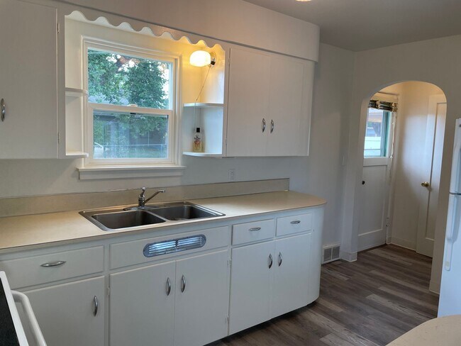 Building Photo - House in Yakima!