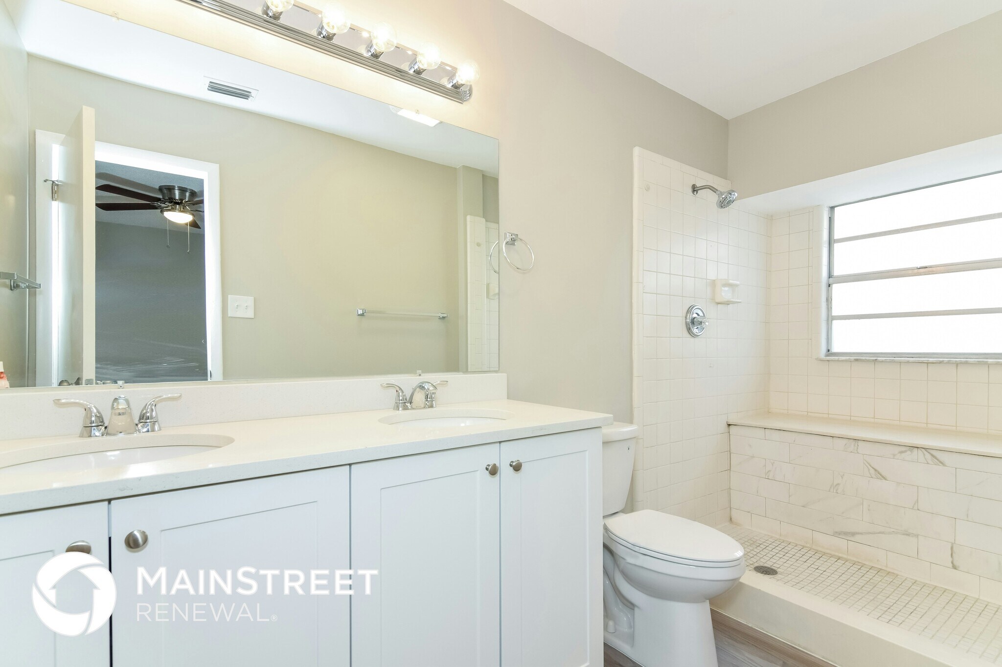 Building Photo - 13210 Silvercreek Dr