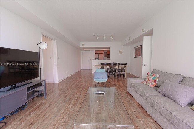Building Photo - 325 S Biscayne Blvd