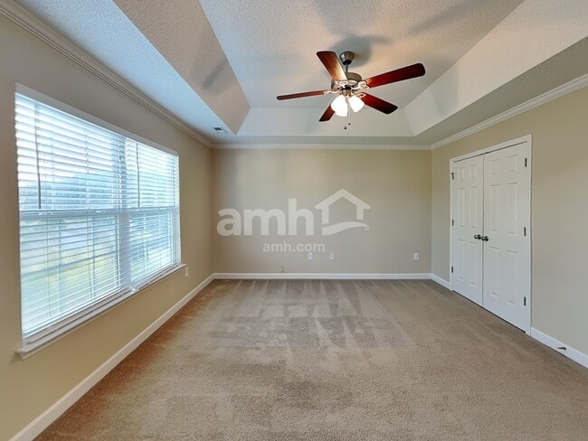Building Photo - 5935 Eastridge Ct