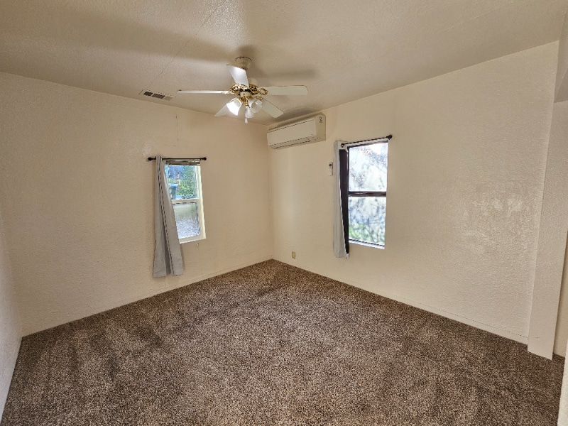 Building Photo - 2512 Butte St