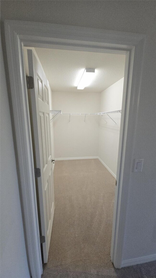 Building Photo - 8398 SW 138th Pl