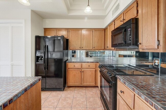 Building Photo - 8200 Neely Dr