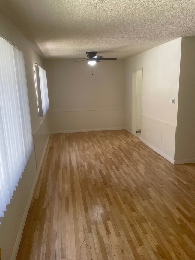 Building Photo - 14308 Dickens St