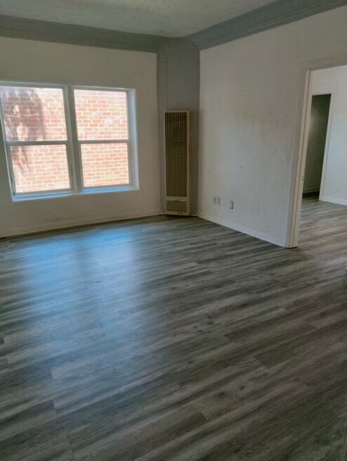 Building Photo - Craven Apartments