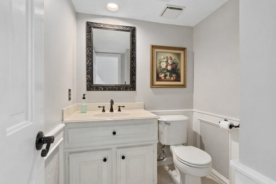 Building Photo - 1218 Emerald Green Ln