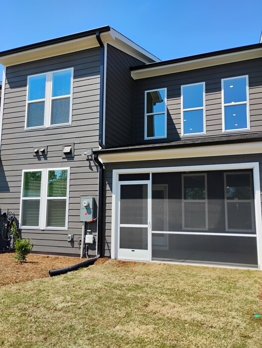 Building Photo - Ovation @ Sweetbrier