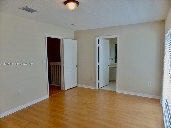 Building Photo - 12907 SW 28th Ct