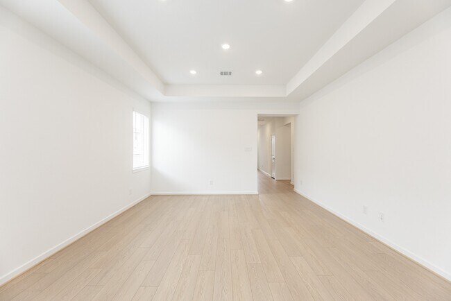 Building Photo - 9723 Rialto Hts Dr