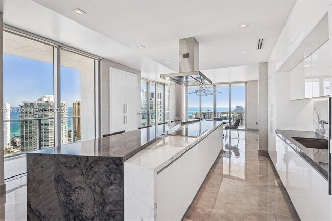 Building Photo - 330 Sunny Isles Blvd