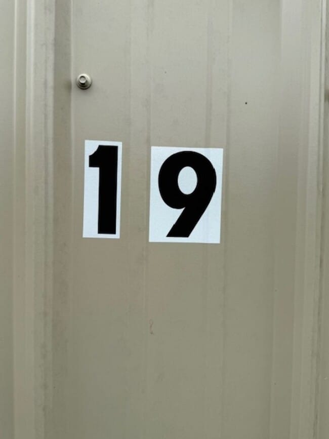 Building Photo - Greenback 37742 - 3 bed 2 bath mobile home - Lease-to-Own Option -  call Troy Adams 865-233-6949