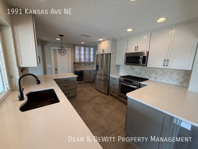 Building Photo - 1991 Kansas Ave NE