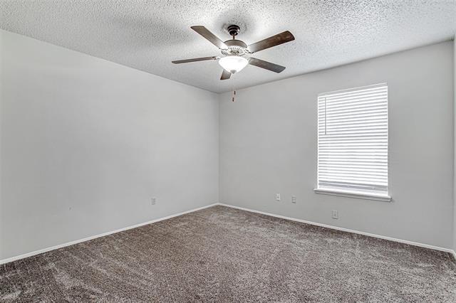 Building Photo - 1403 Courtney Pl