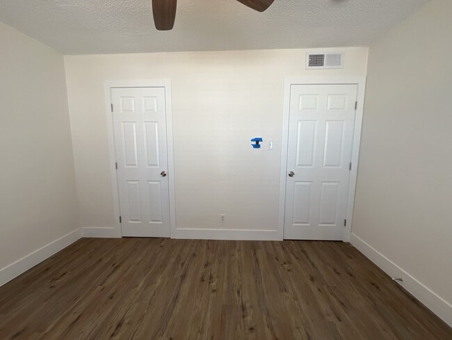 Building Photo - 1304 Rexford Pl