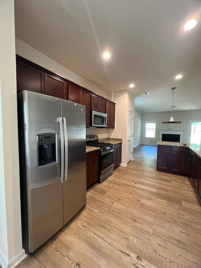 Building Photo - 91 Forest Meadow Ct