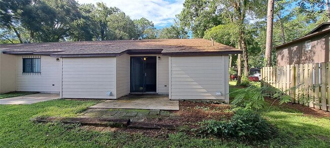 Building Photo - 1715 SW 69 Way
