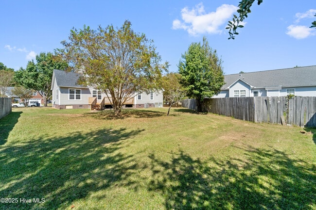Building Photo - 219 Newport Drive