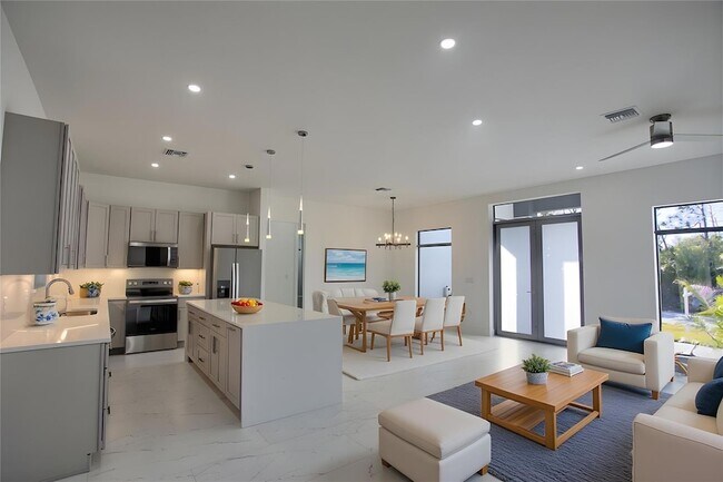 Building Photo - 9574 Salt Lake St