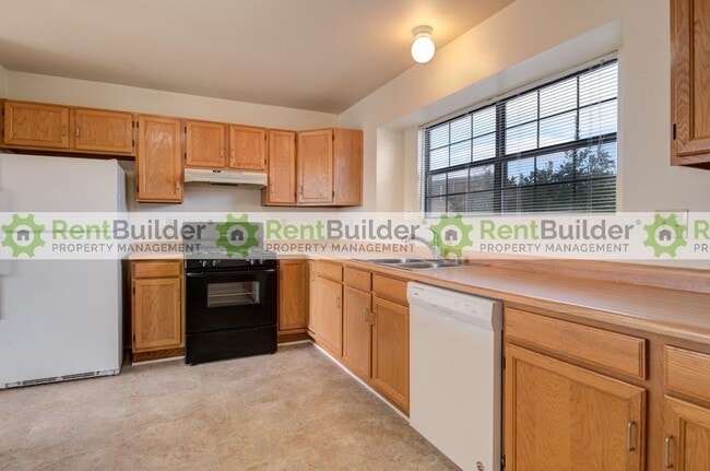 Building Photo - !!ARRIVING SOON!!