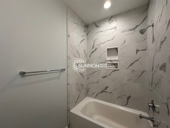 Building Photo - Gorgeous Updated 4 Bedroom Ranch Home