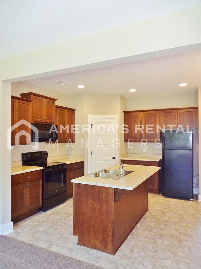 Building Photo - 4379 Shivas Way