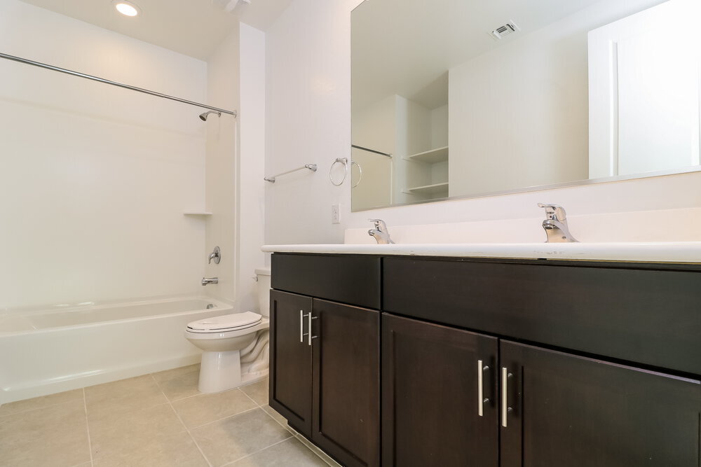 Building Photo - 11014 W Luxton Ln